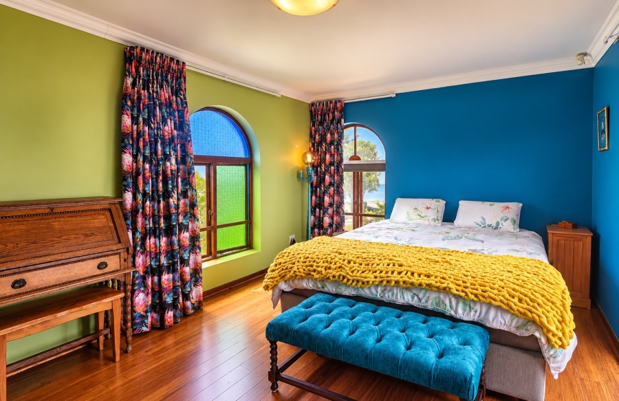4 Bedroom Property for Sale in Brenton On Sea Western Cape